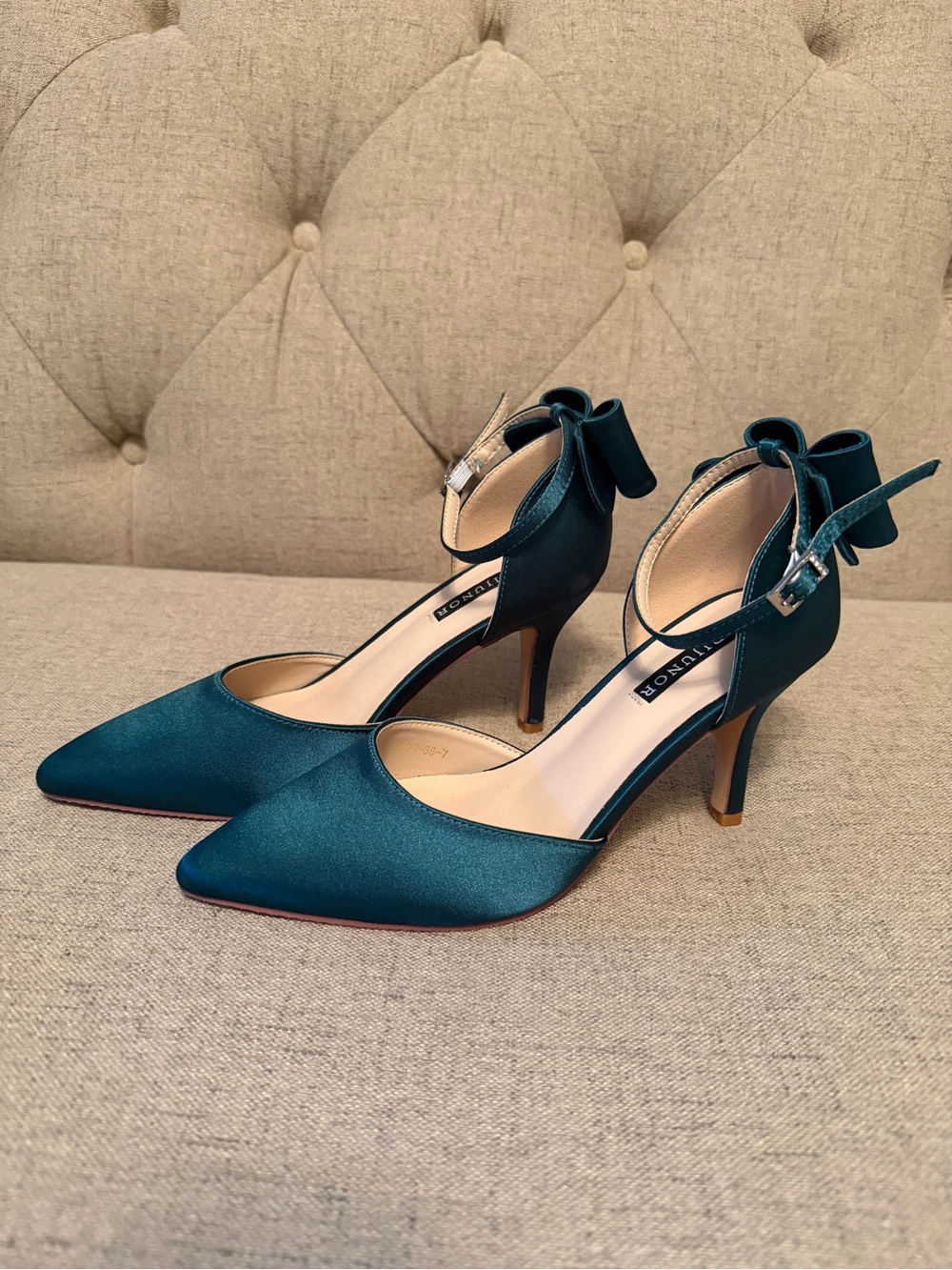 Emerald Green Satin Bow Ankle Strap Heels Size 7